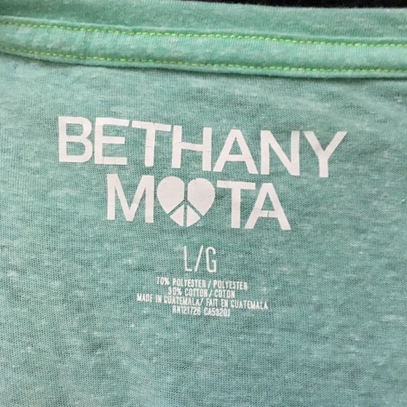 Made in the 90s Mint Cropped Tee - Picture 3 of 3